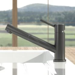 Villeroy & Boch Como - Keukenkraan Met Uittrekbare Sproeikop, Antraciet 92520005 -Villeroy & Boch 69005f883defb3b13c6e0236